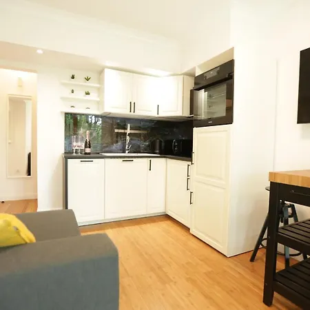 Sunrise Апартаменти *